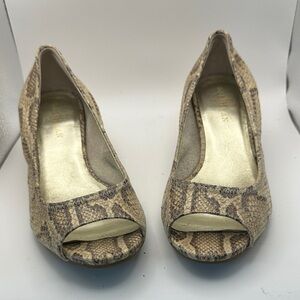 Cole Haan Beige Snake Print Peep-Toe Nike air